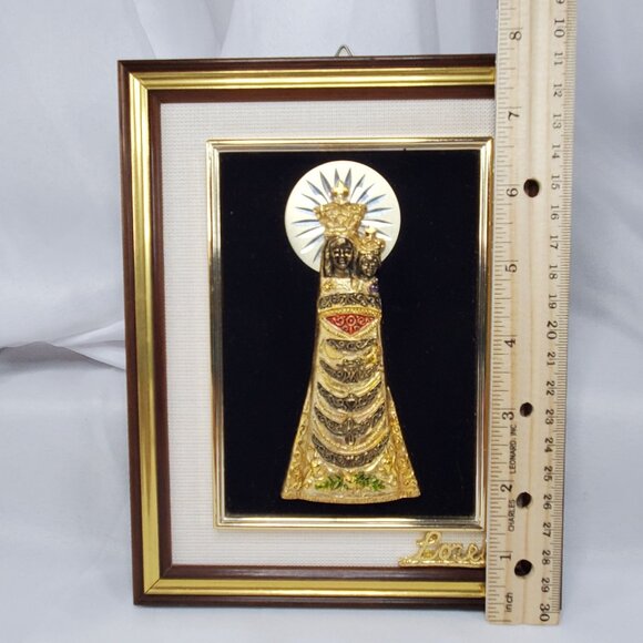 VTG Our Lady of Loreto 3D Plaque Icon In Gold & Black Velvet Frame 7.75" x 6" - Picture 4 of 9